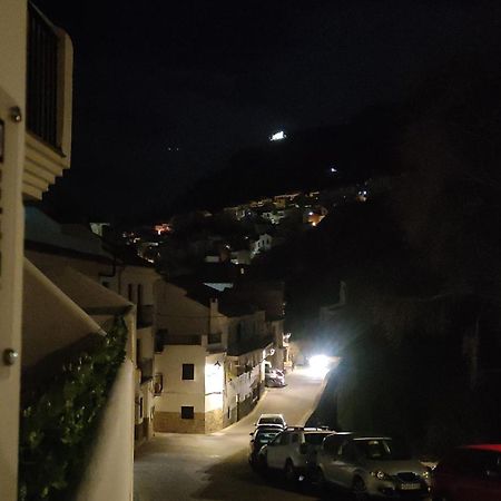 Alojamientos Puerta Del Parque Cazorla Bilik gambar