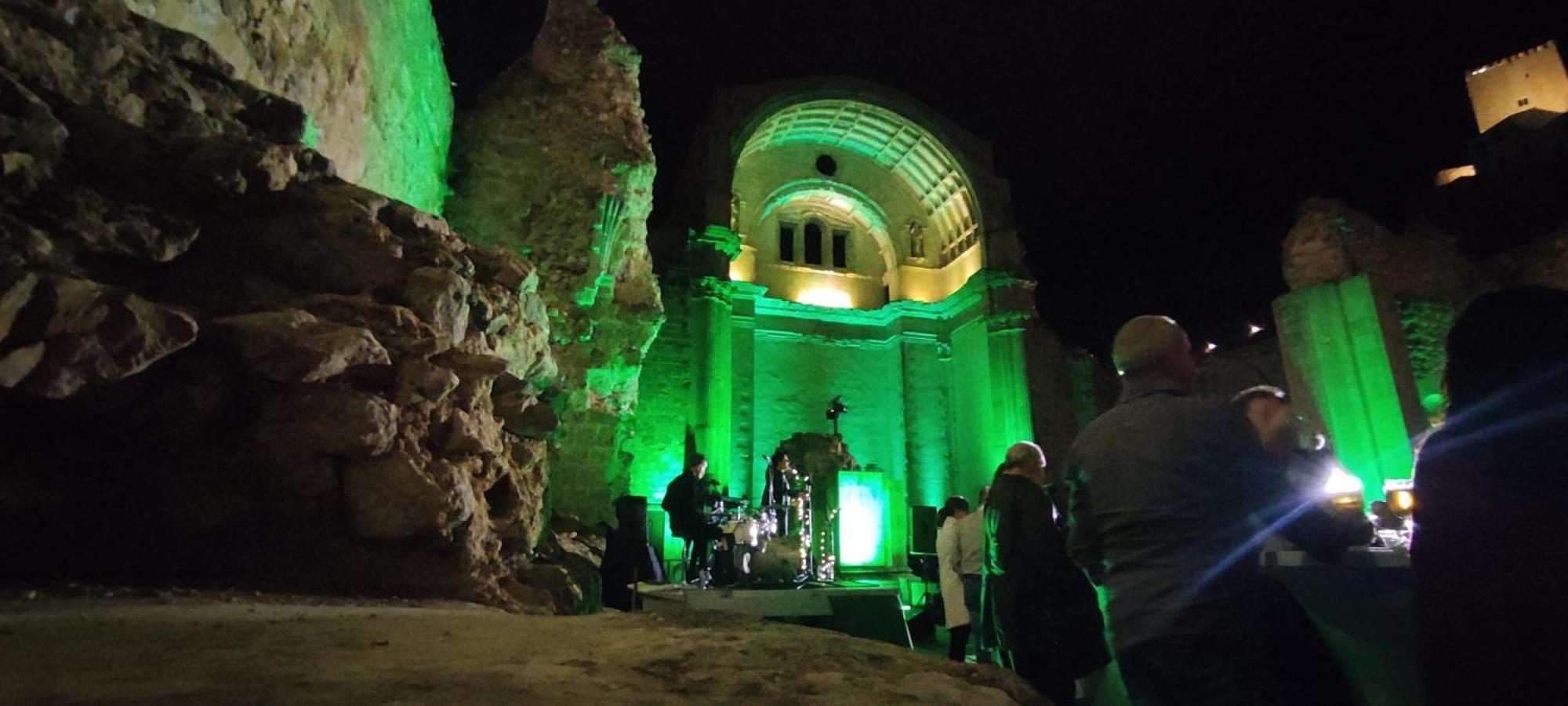 Alojamientos Puerta Del Parque Cazorla Luaran gambar
