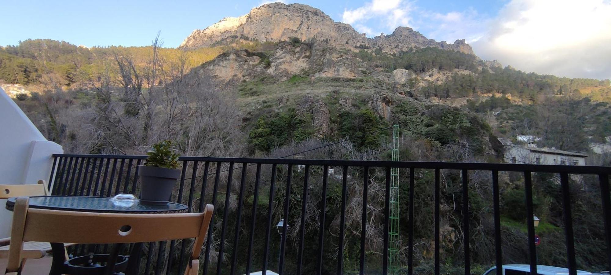 Alojamientos Puerta Del Parque Cazorla Bilik gambar
