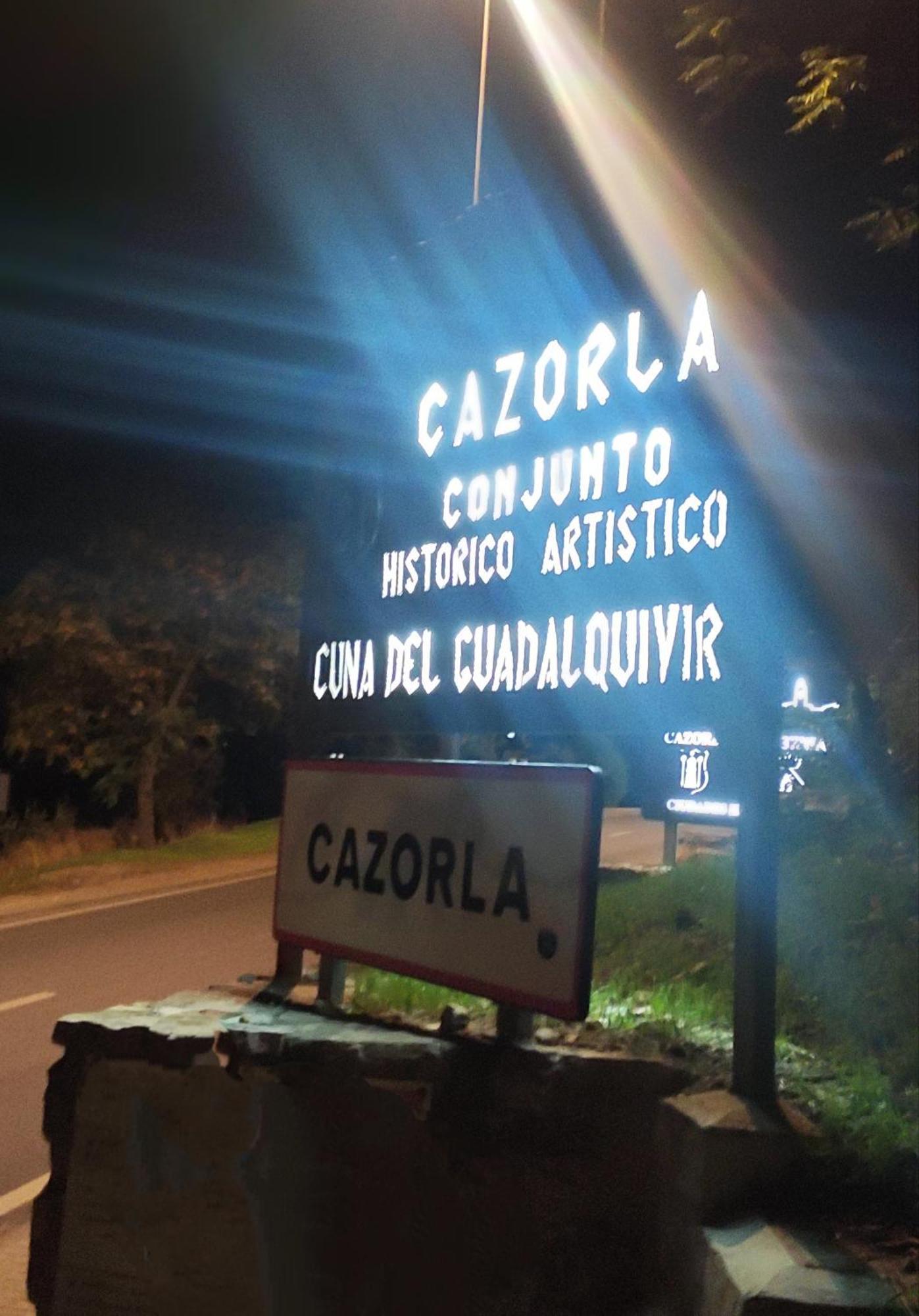 Alojamientos Puerta Del Parque Cazorla Luaran gambar